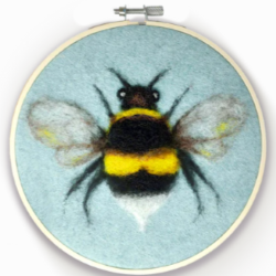 Bee in a Hoop needlefelting from the Crafty Kit Co.