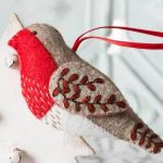 Corinne Lapierre  Embroidered Robin kit
